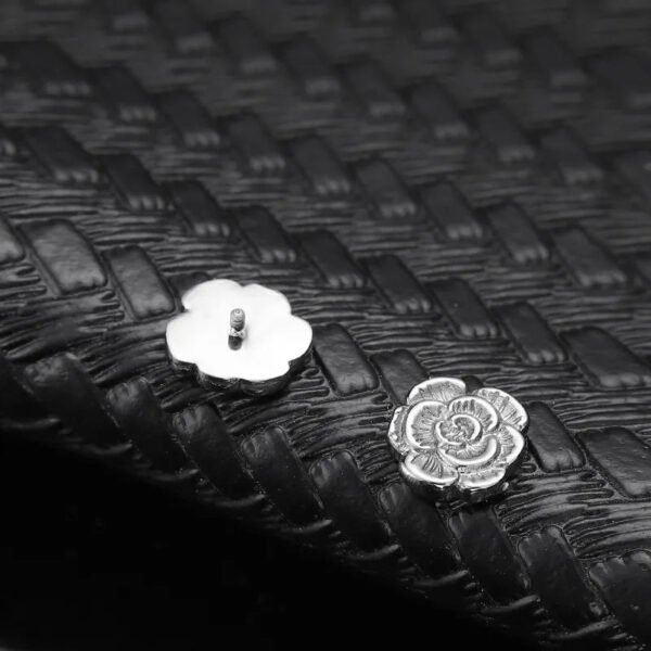 Titanium Alloy G23 Rose Flower Lip Stud Ear Bone Stud Insert Pin Style Tongue Stud Nose Stud Direct From Factory Source