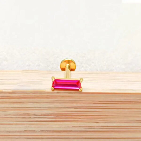 F136 Titanium Alloy Square Colorful Zirconia Pendant Exquisite Ear Bone Studs Piercing Jewelry Factory Geometric Pattern Unisex