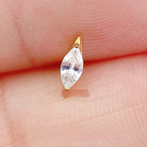 picture_88d48d1a-bc68-457e-86b2-eebf02bf8fd4(3) Titanium Alloy Ear Studs Embedded With 5A Zirconia G23 Titanium Lip Studs Spiral Ear Bone Studs Unisex Body Piercing Jewelry